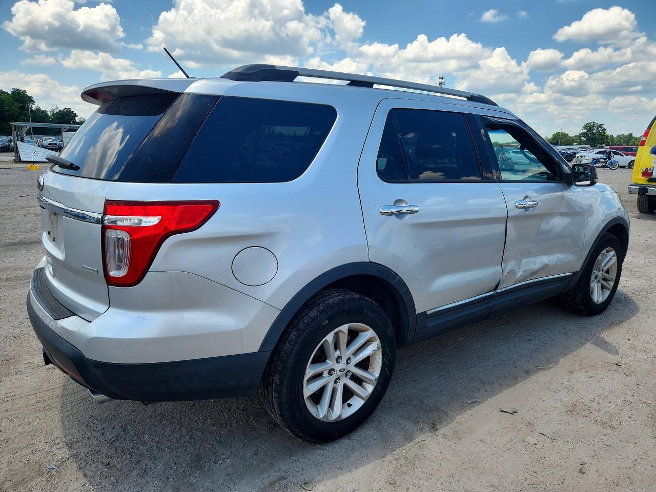 Ford Explorer Xlt
