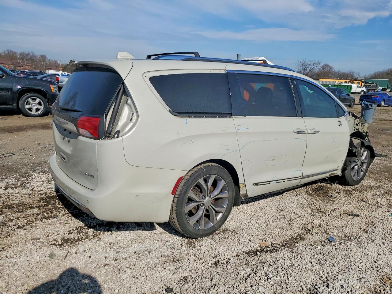 Chrysler Pacifica Limited