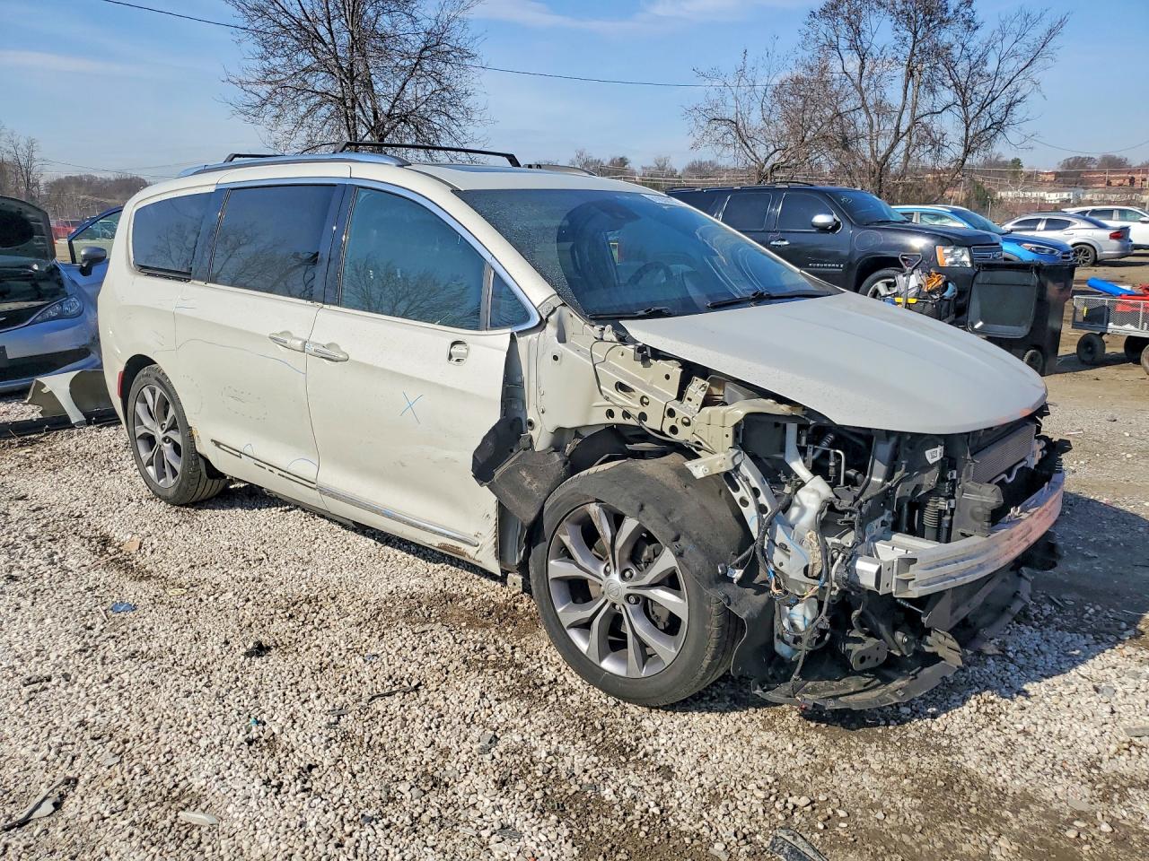 Chrysler Pacifica Limited