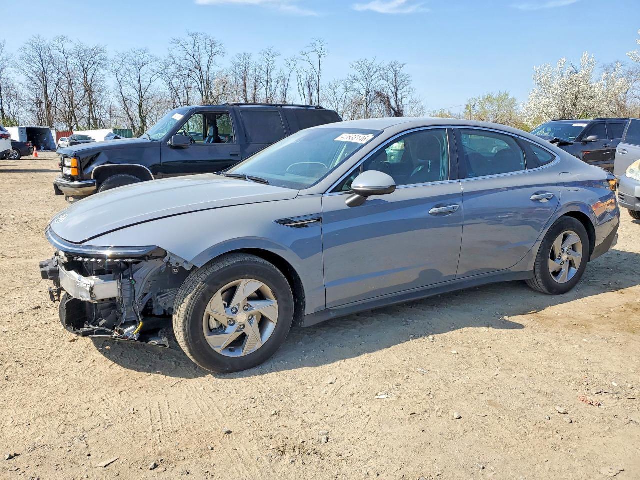 Salvage Hyundai SONATA Image
