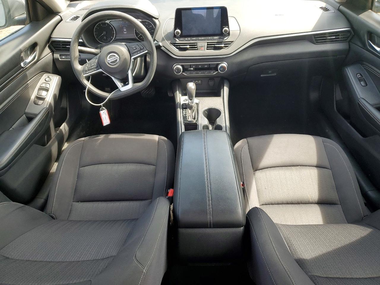 Nissan Altima S