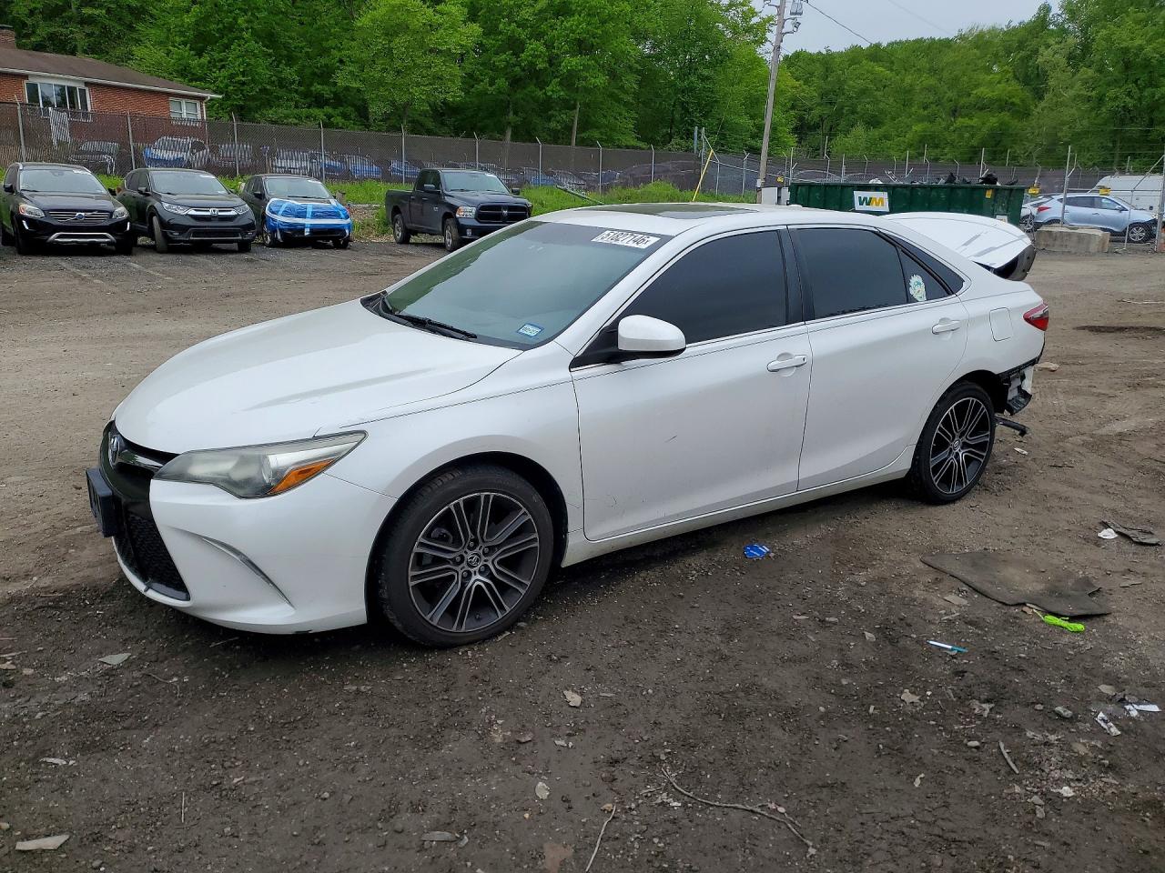 Salvage Toyota Camry Image