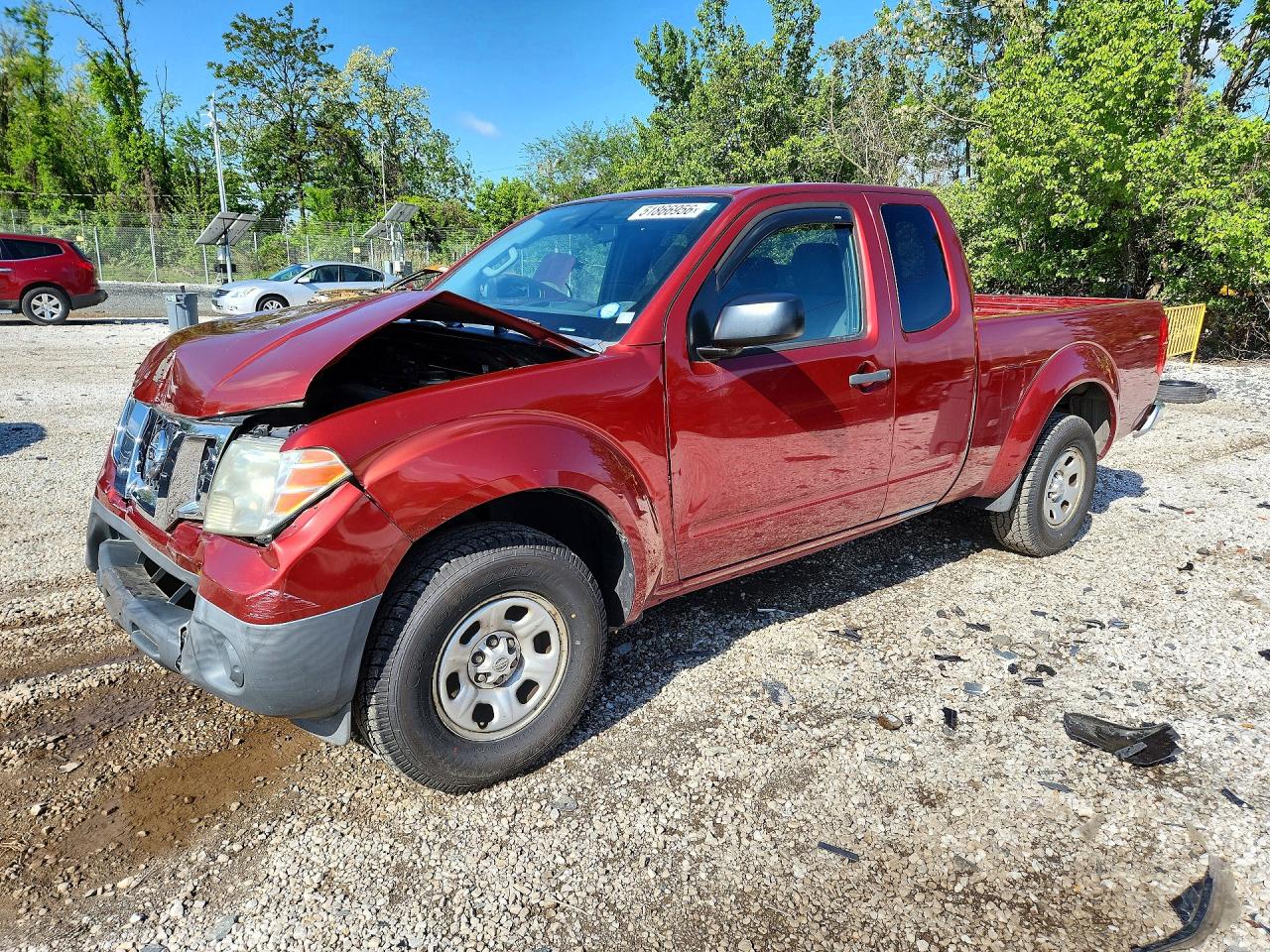 Salvage Nissan Frontier Image