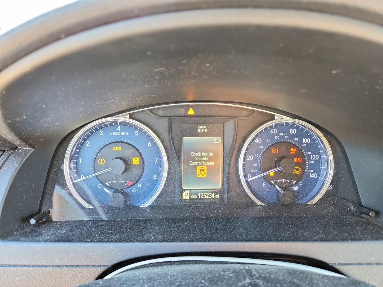 Toyota Camry Le