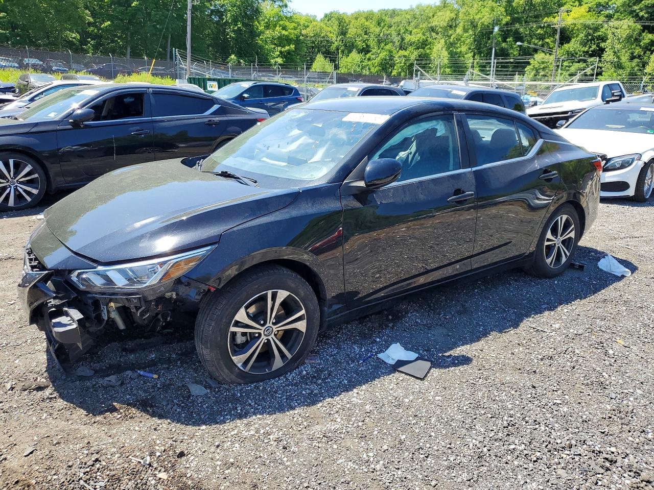 Salvage Nissan Sentra Image