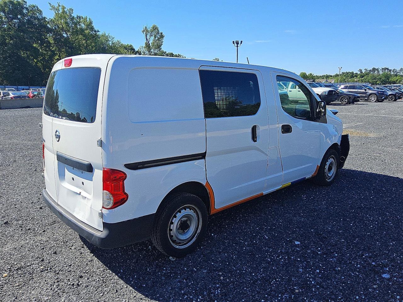 Nissan Nv S