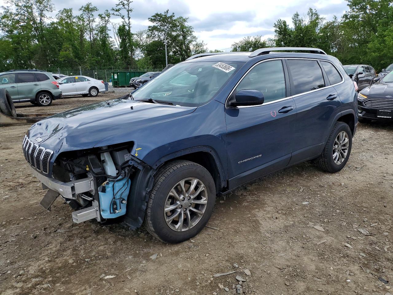 Salvage Jeep Cherokee Image
