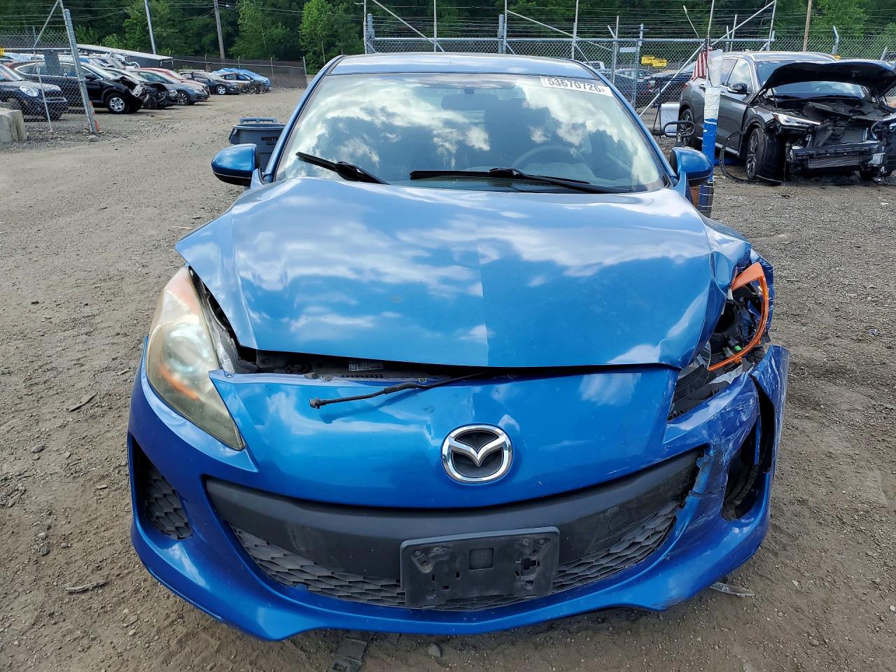 Mazda 3 I