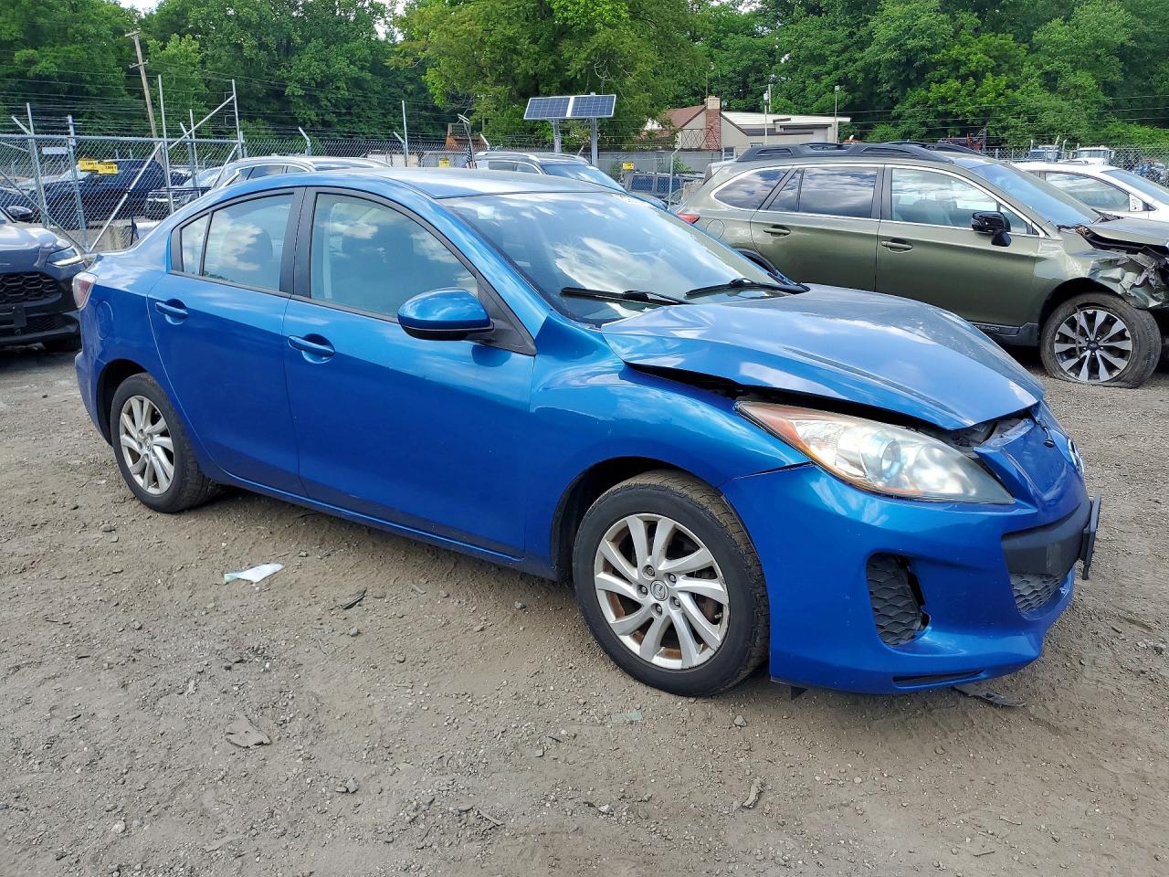 Mazda 3 I