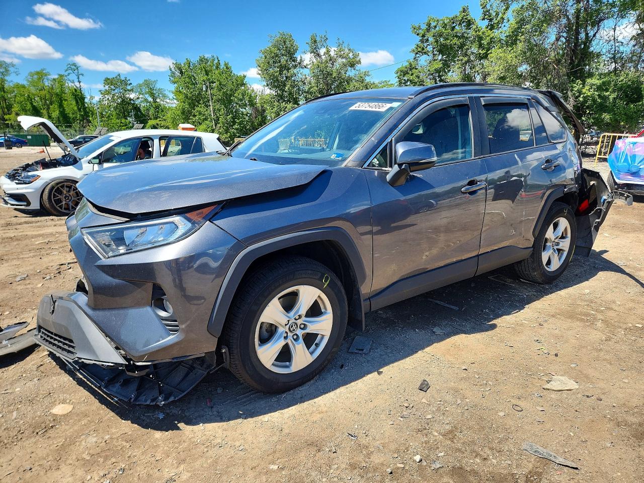 Salvage Toyota RAV4 Image