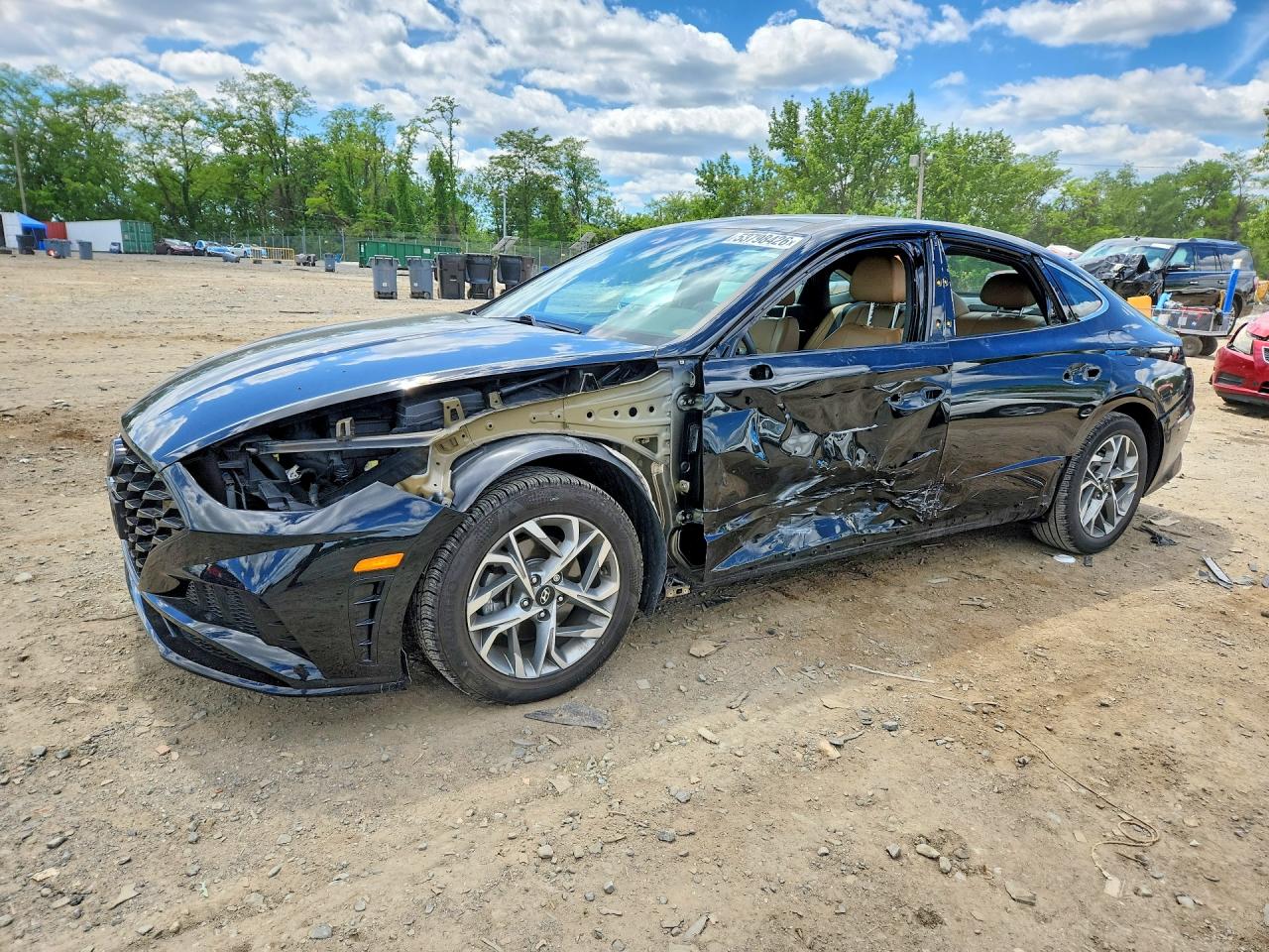 Salvage Hyundai SONATA Image