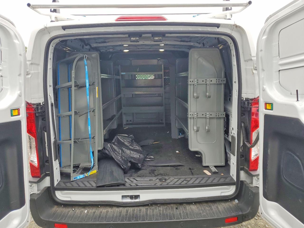 Ford Transit T-150