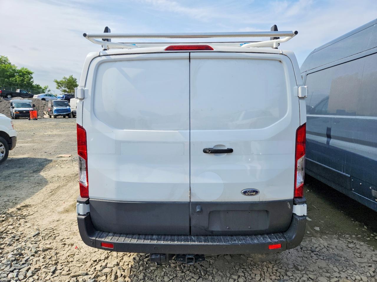 Ford Transit T-150