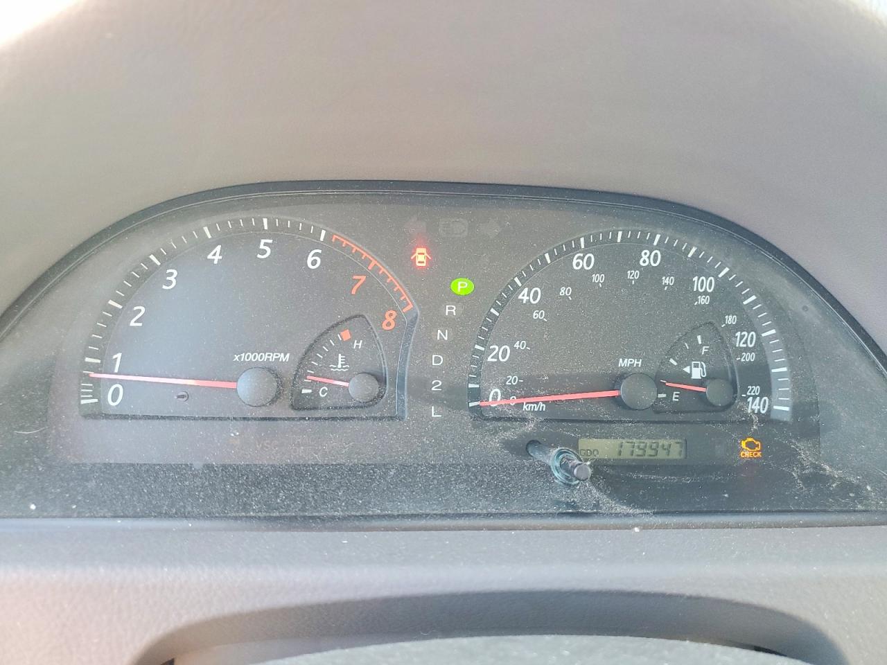 Toyota Camry Le V6