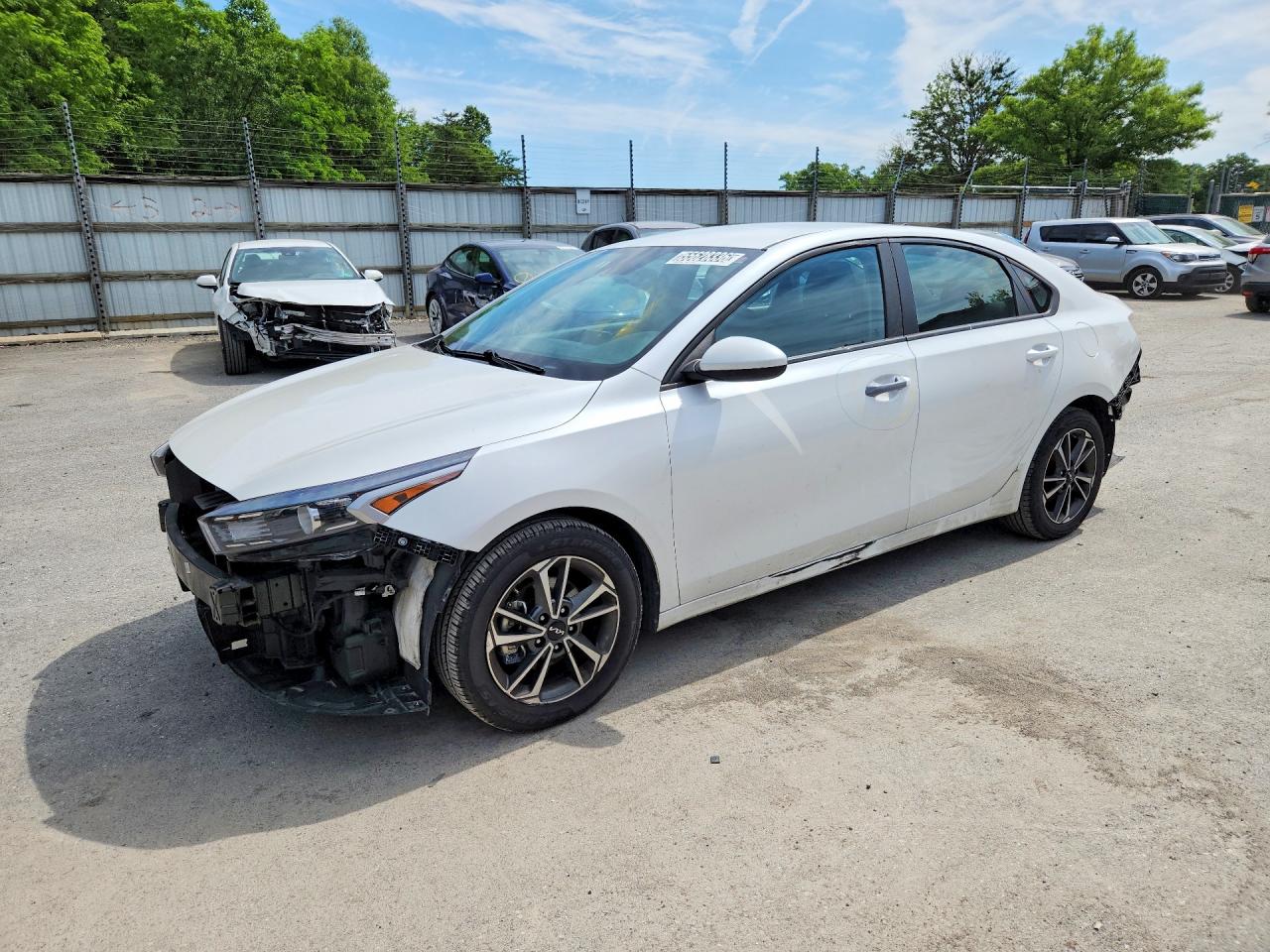 Salvage Kia Forte Image