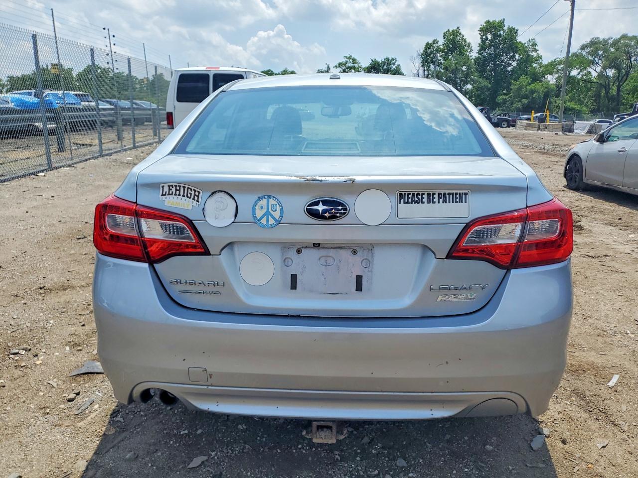 Subaru Legacy 2.5i Premium