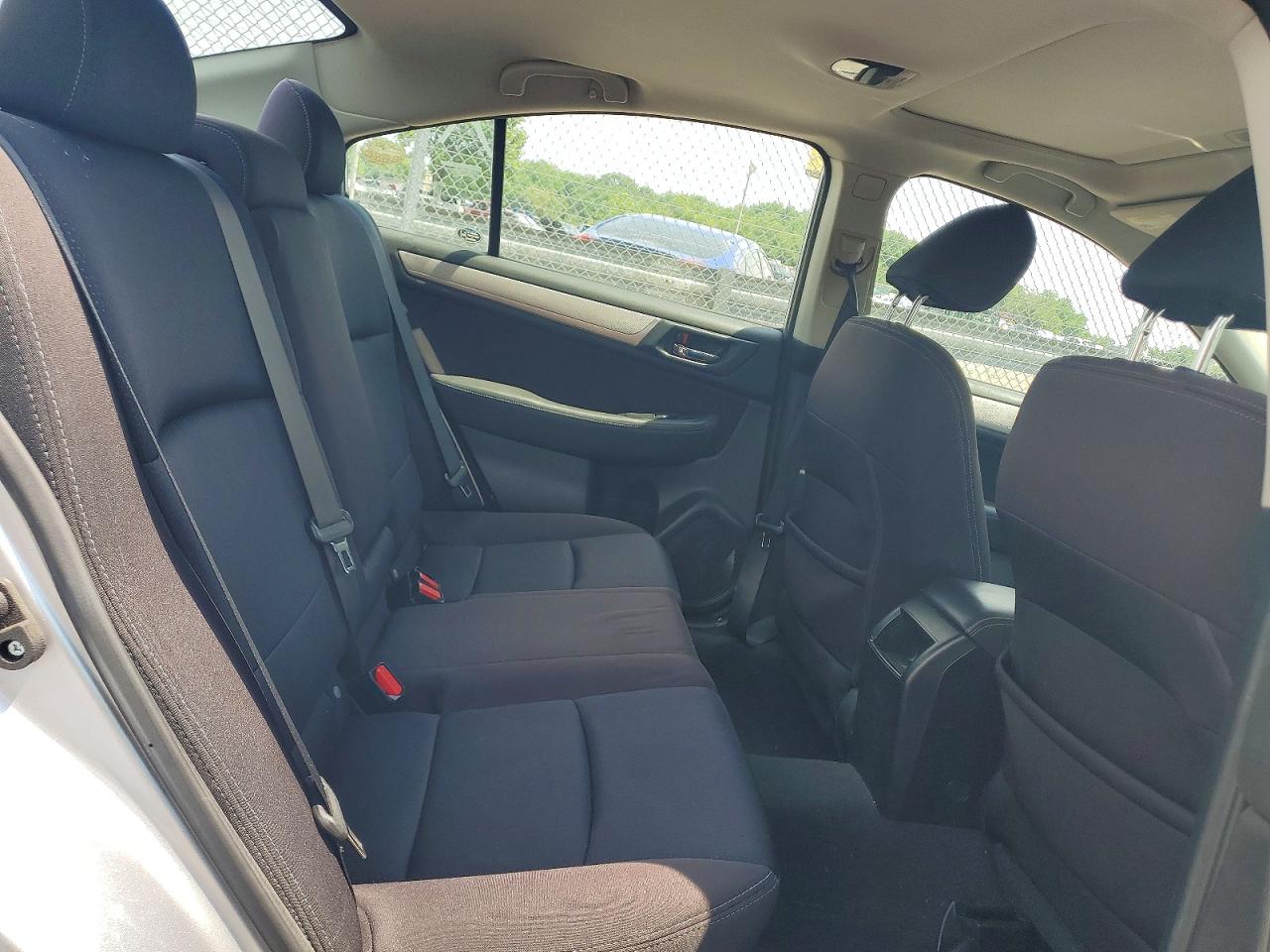 Subaru Legacy 2.5i Premium