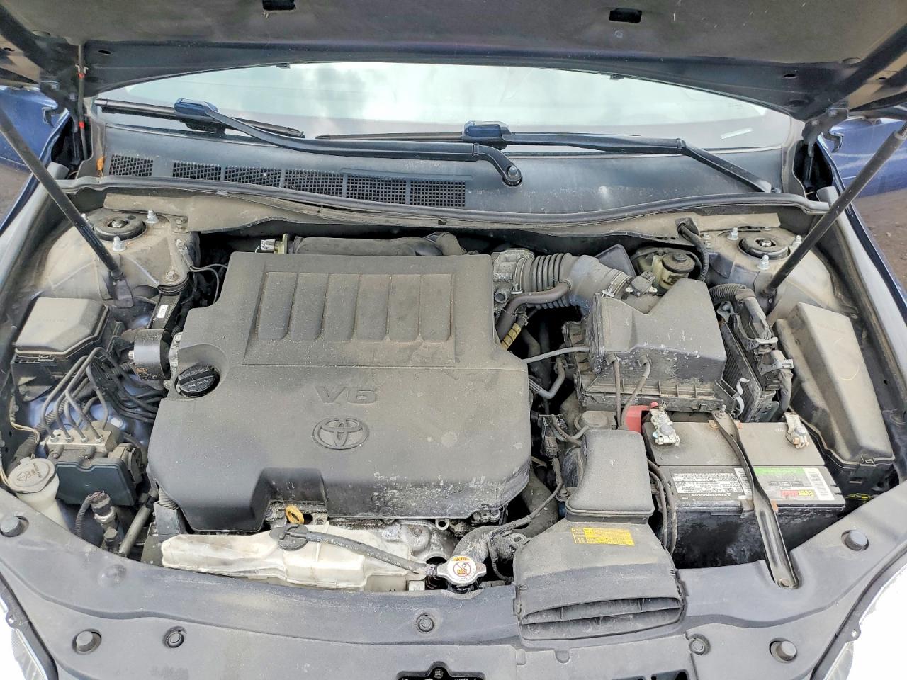 Toyota Camry Xle V6