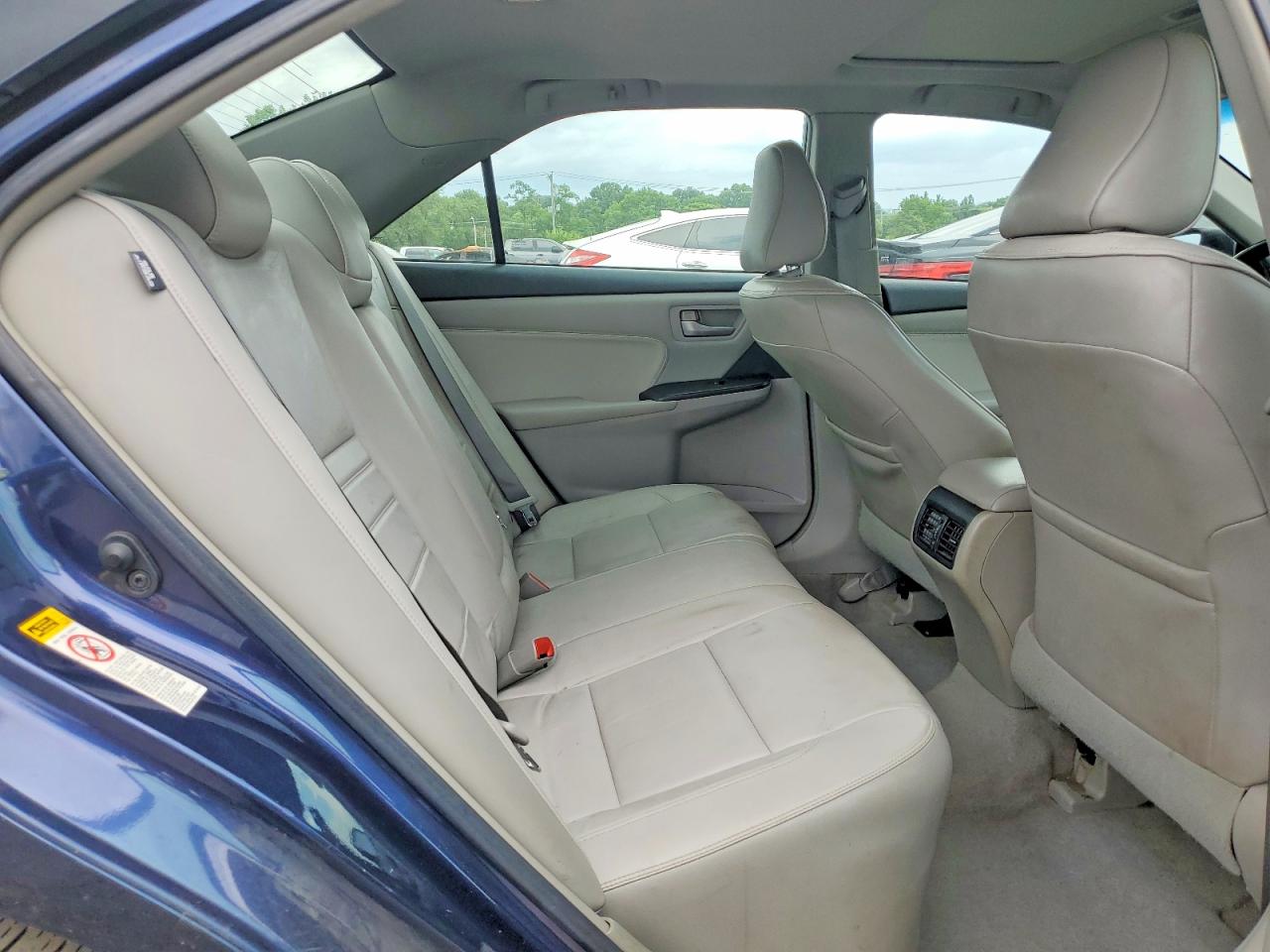 Toyota Camry Xle V6