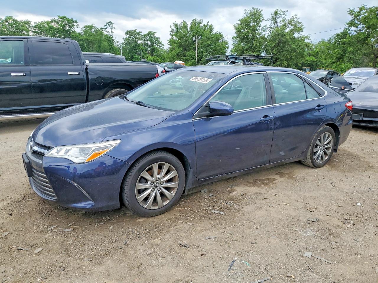 Salvage Toyota Camry Image