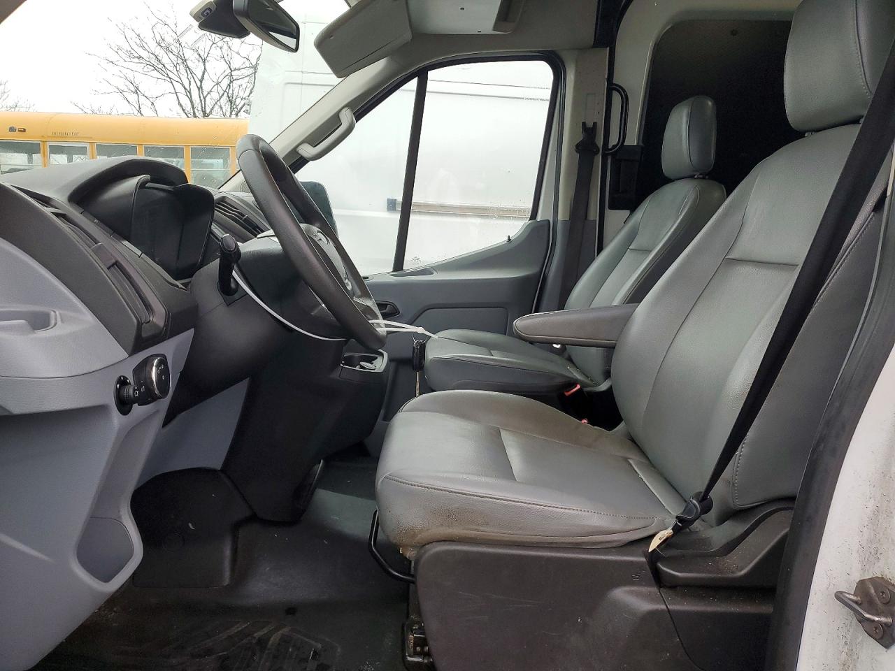 Ford Transit T-250