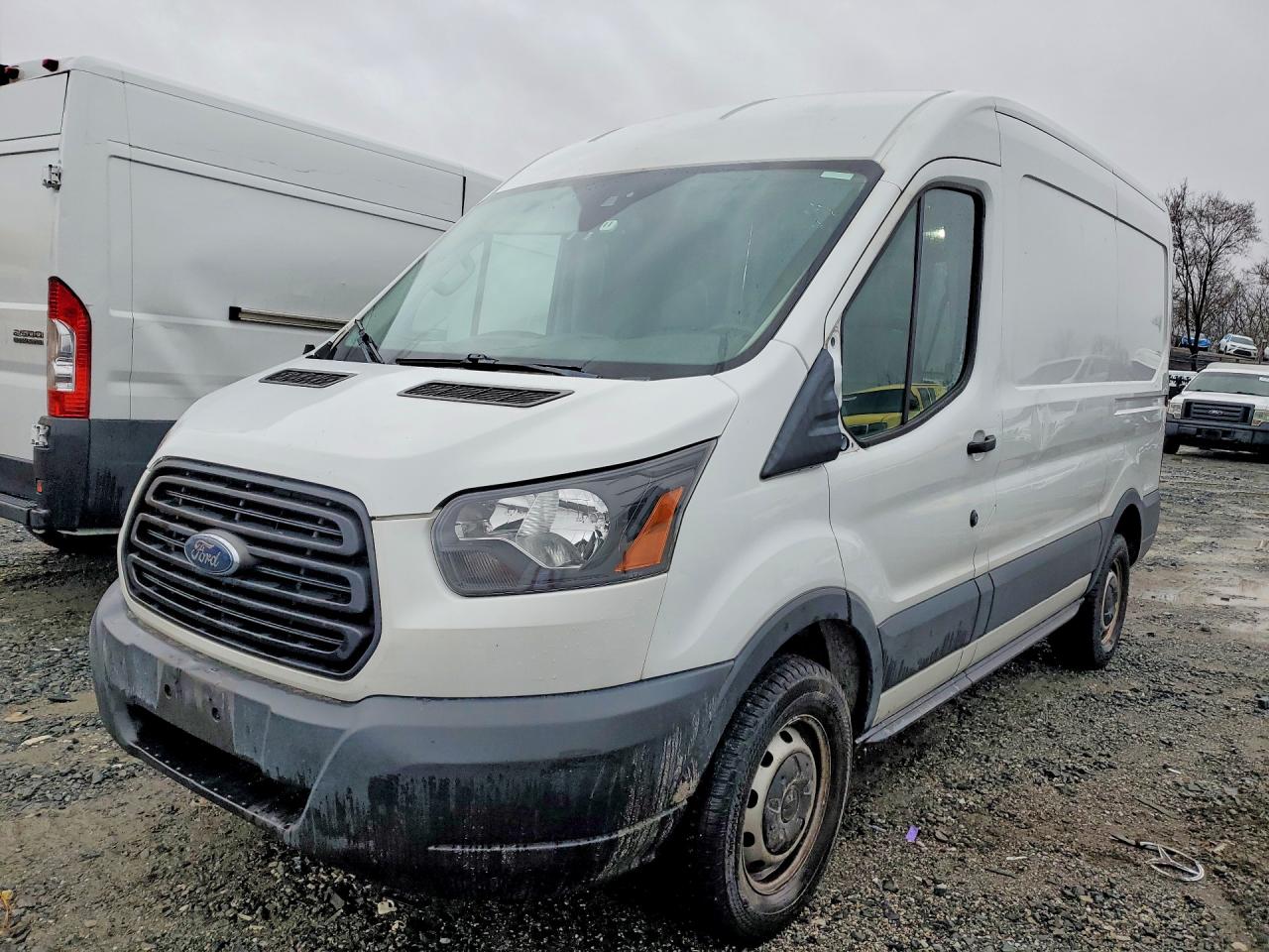Salvage Ford Transit Image