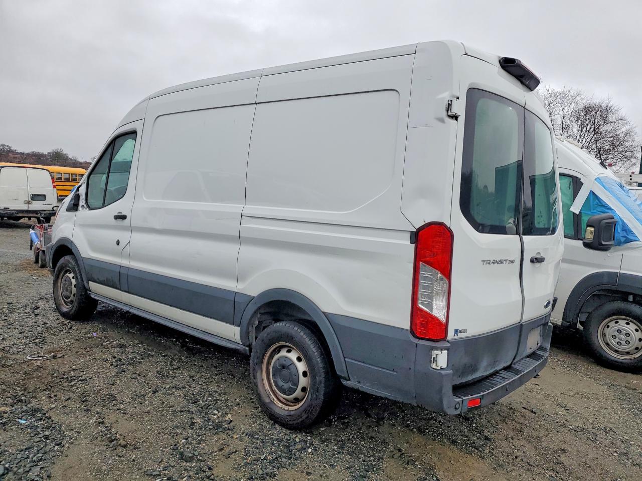 Ford Transit T-250