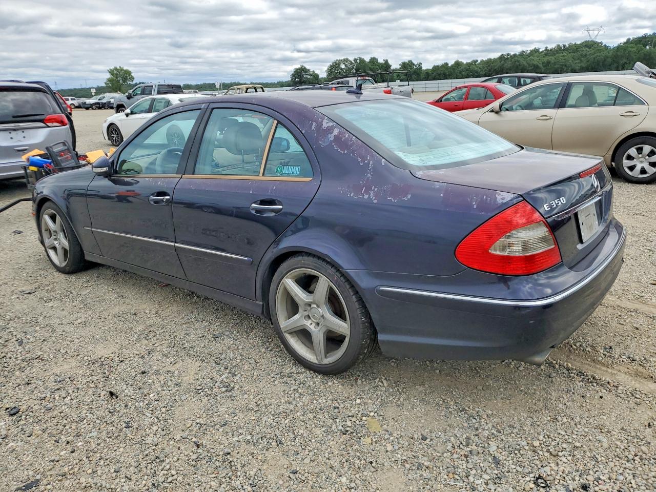 Mercedes-Benz E-Class 350