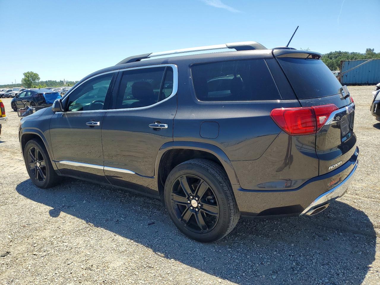 GMC Acadia Denali