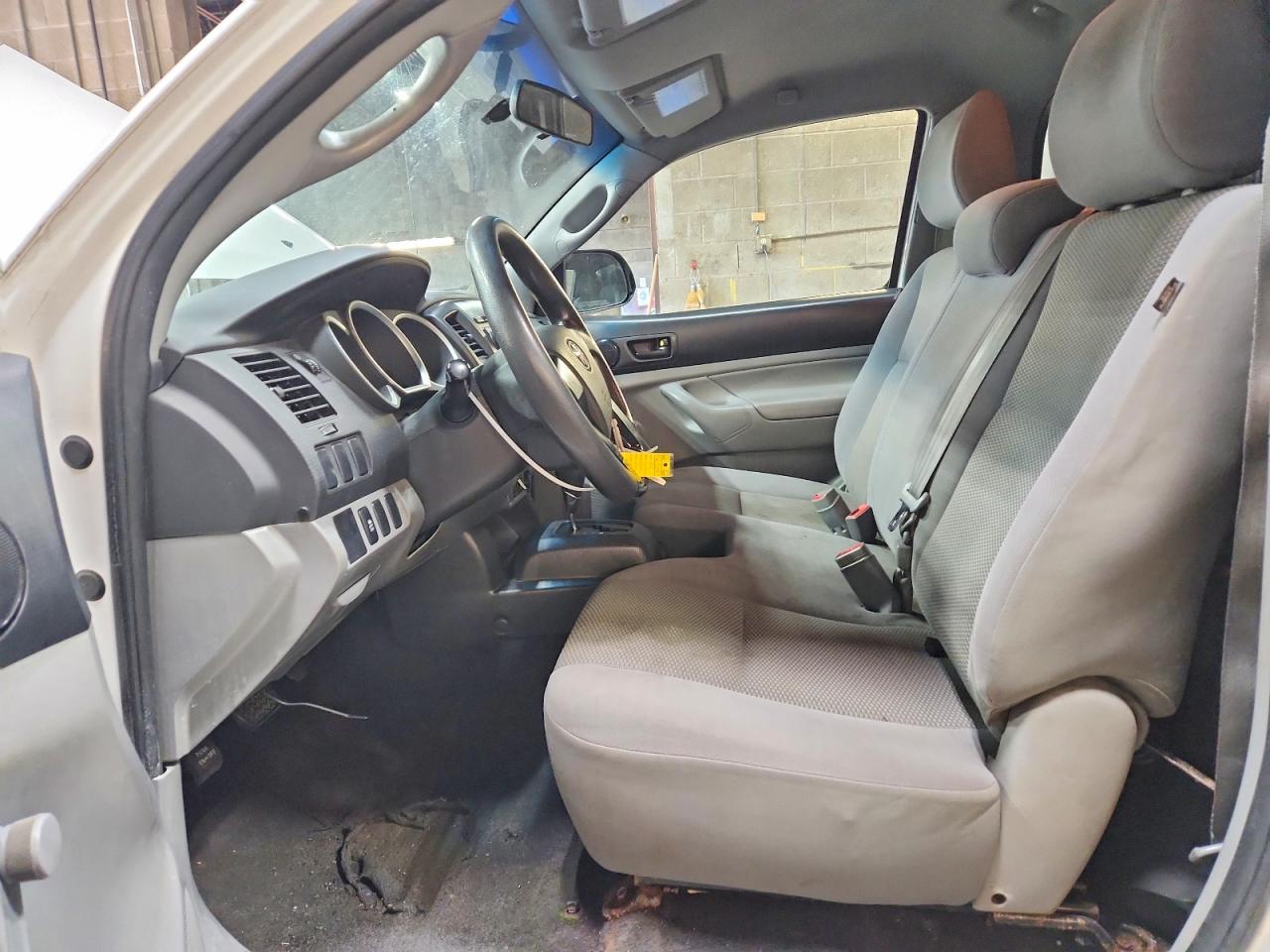 Toyota Tacoma Base