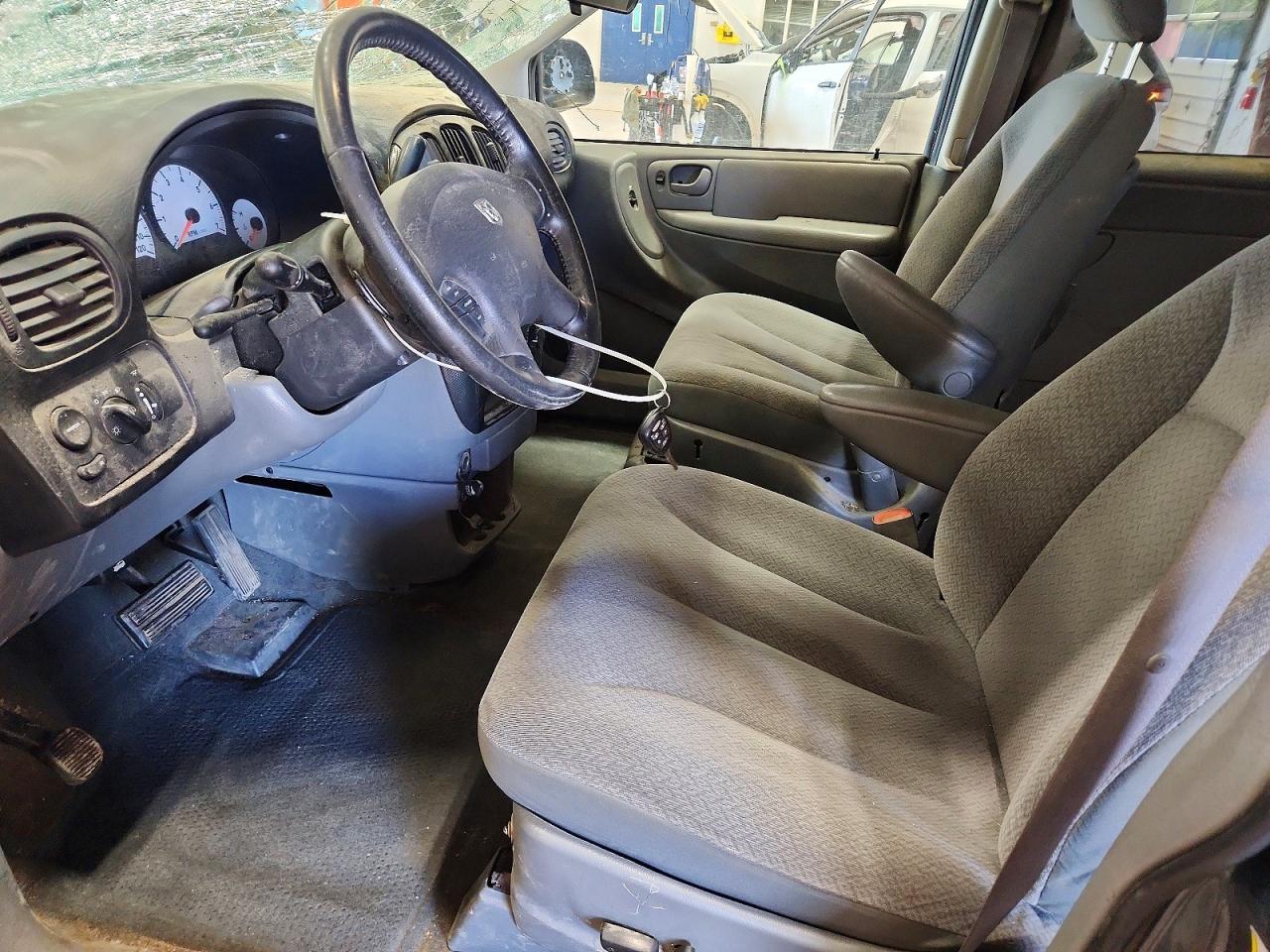 Dodge Caravan Sxt