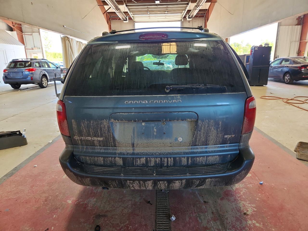 Dodge Caravan Sxt