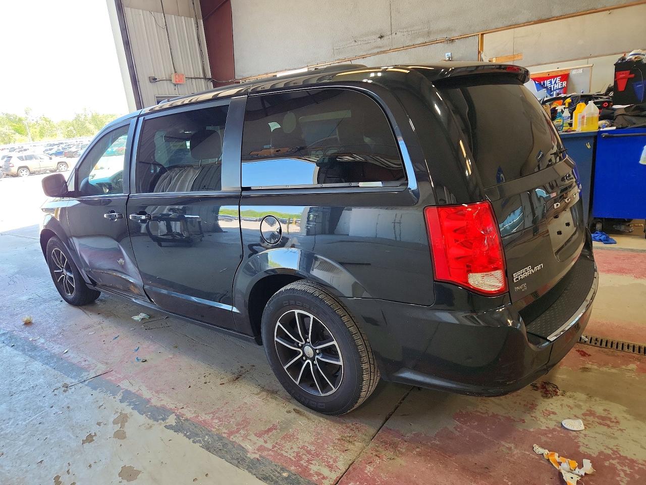 Dodge Caravan Gt