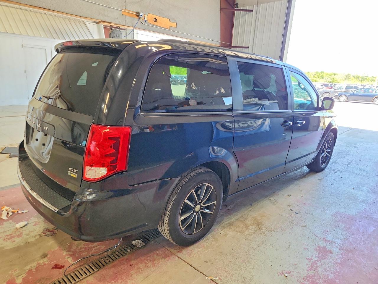 Dodge Caravan Gt