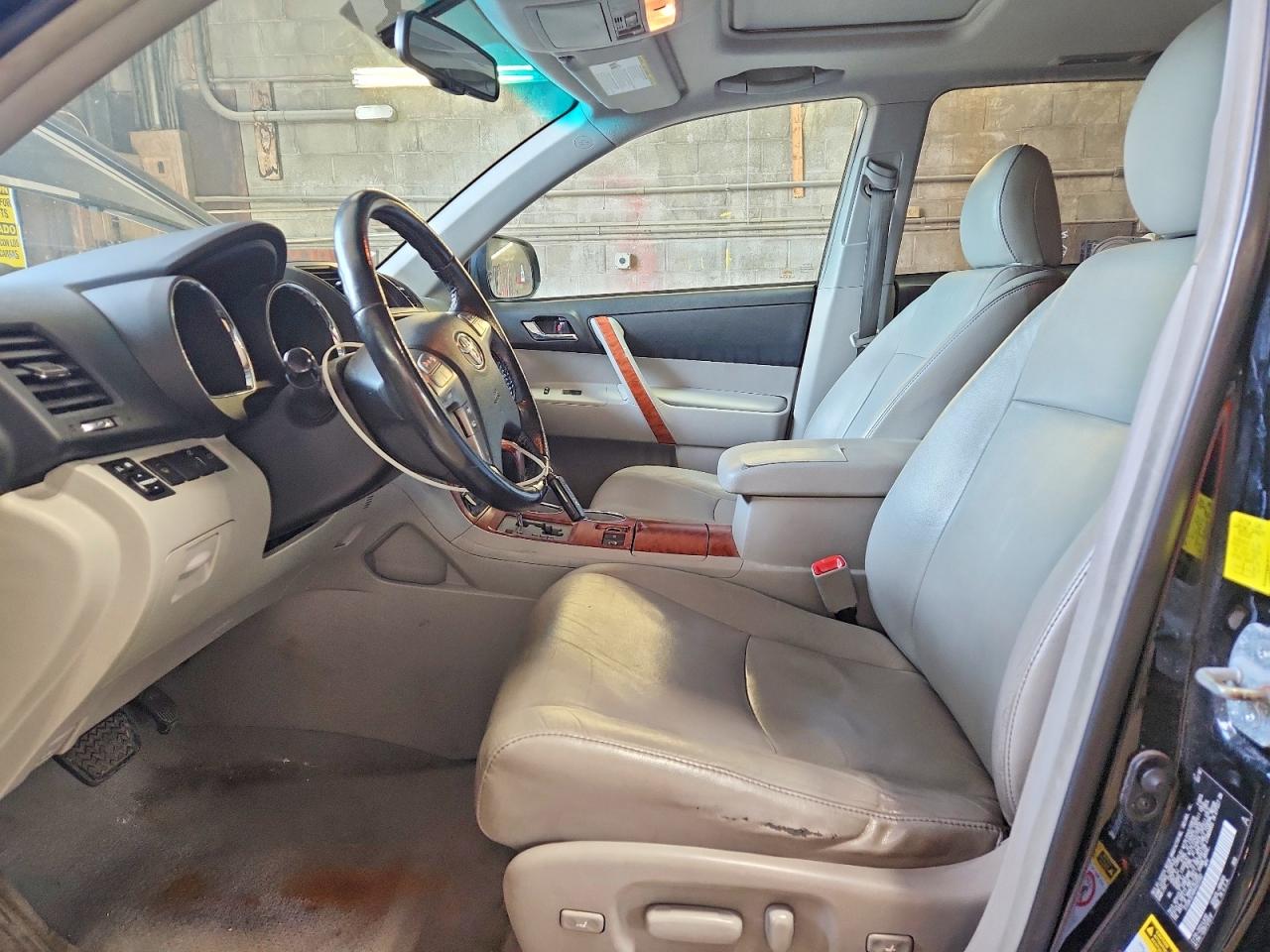 Toyota Highlander Limited