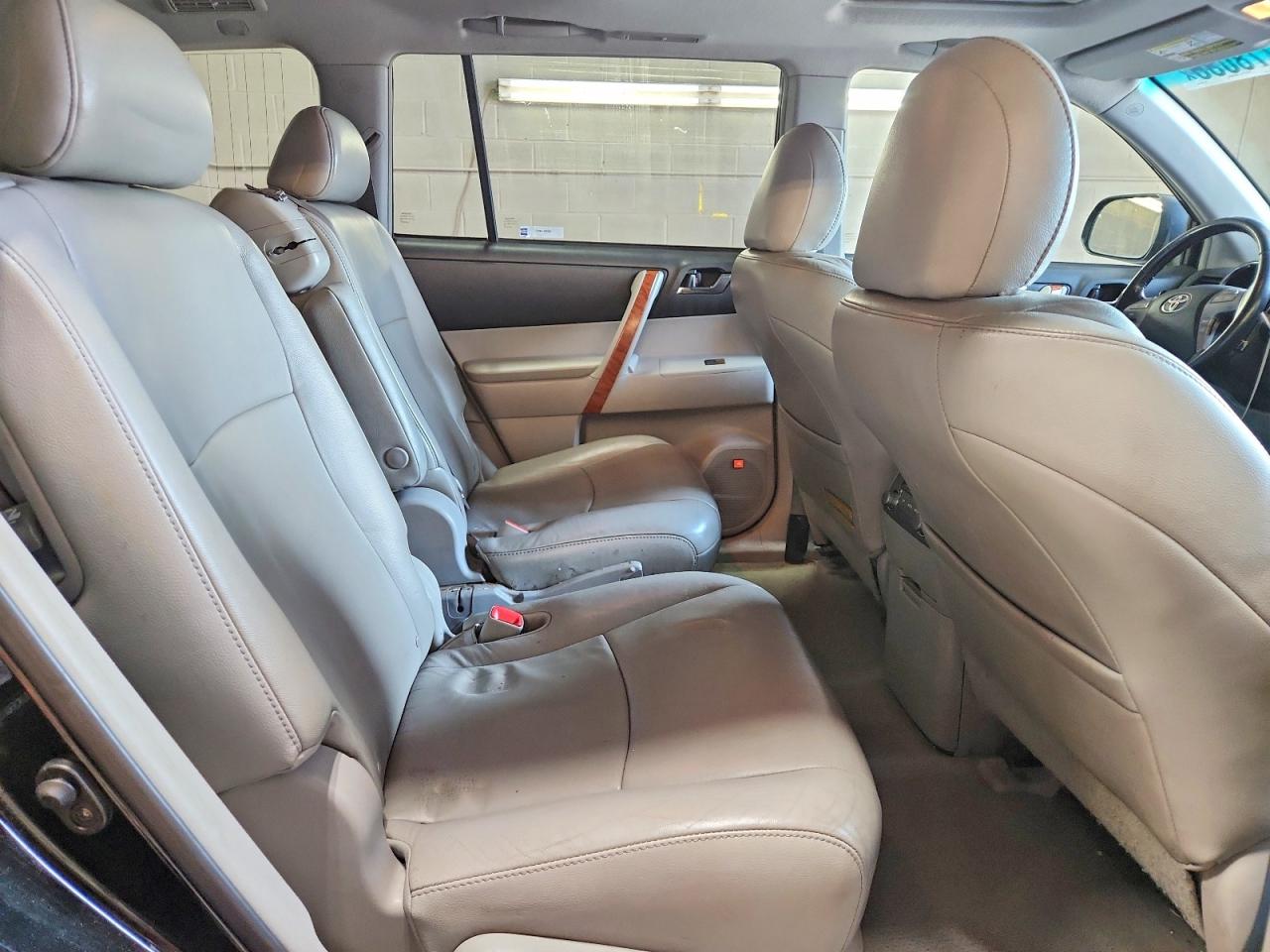 Toyota Highlander Limited