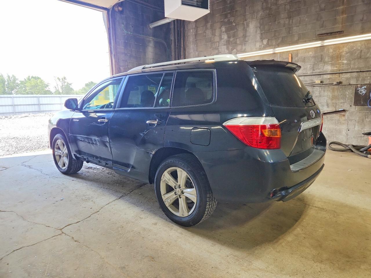 Toyota Highlander Limited