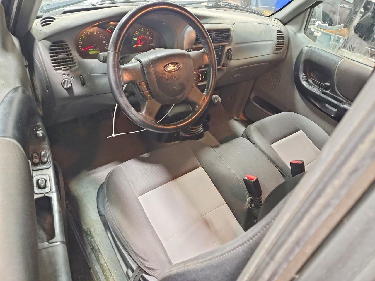 Ford Ranger Super Cab