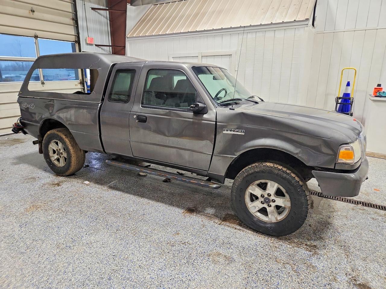 Ford Ranger Super Cab