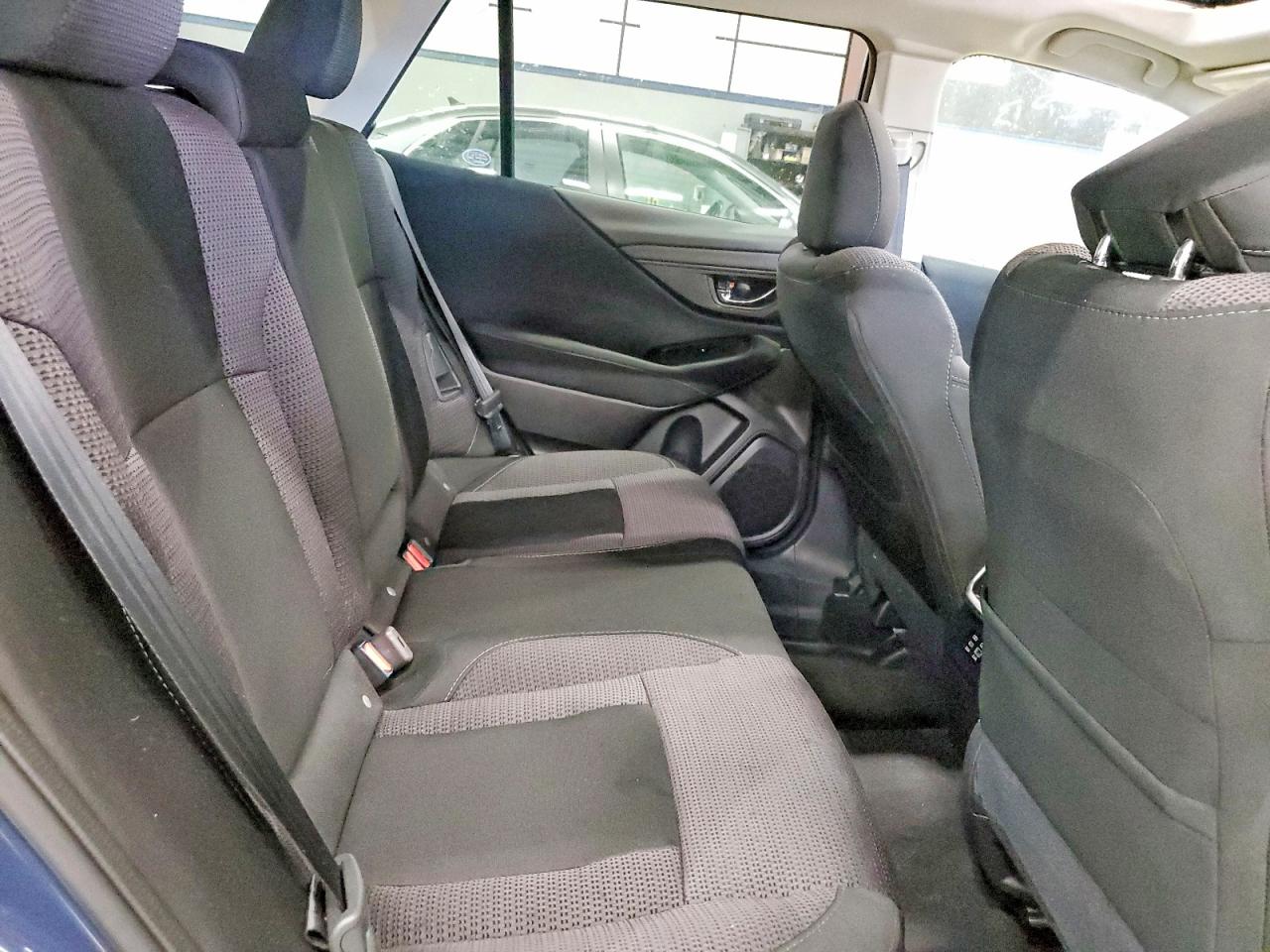 Subaru Outback Premium