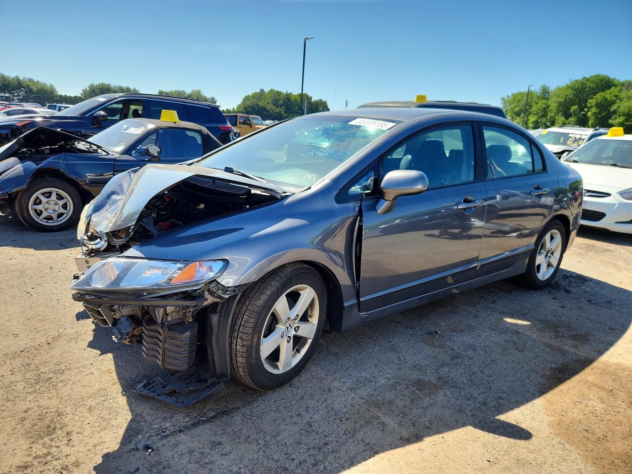 Salvage Honda Civic Image