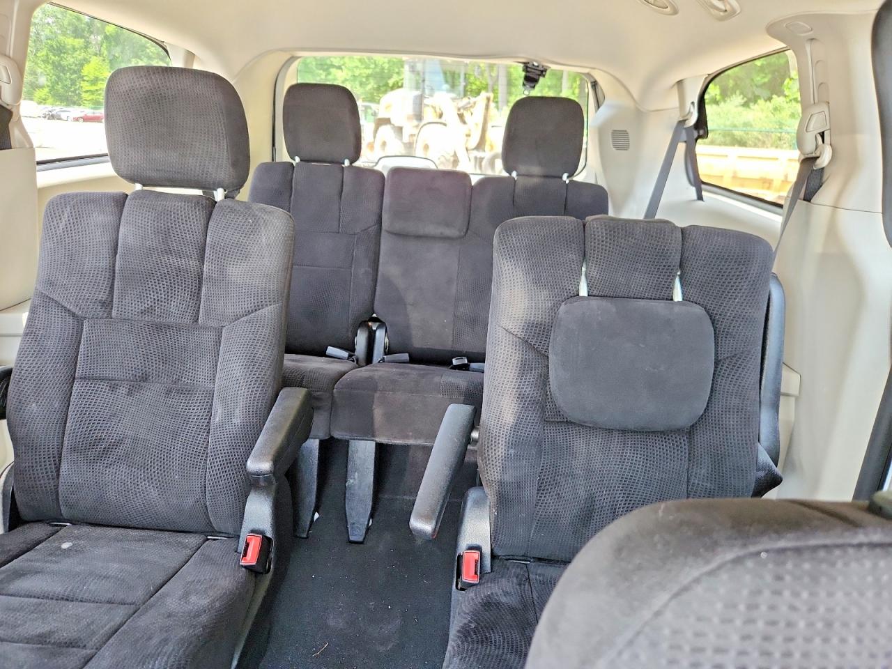 Dodge Caravan Sxt
