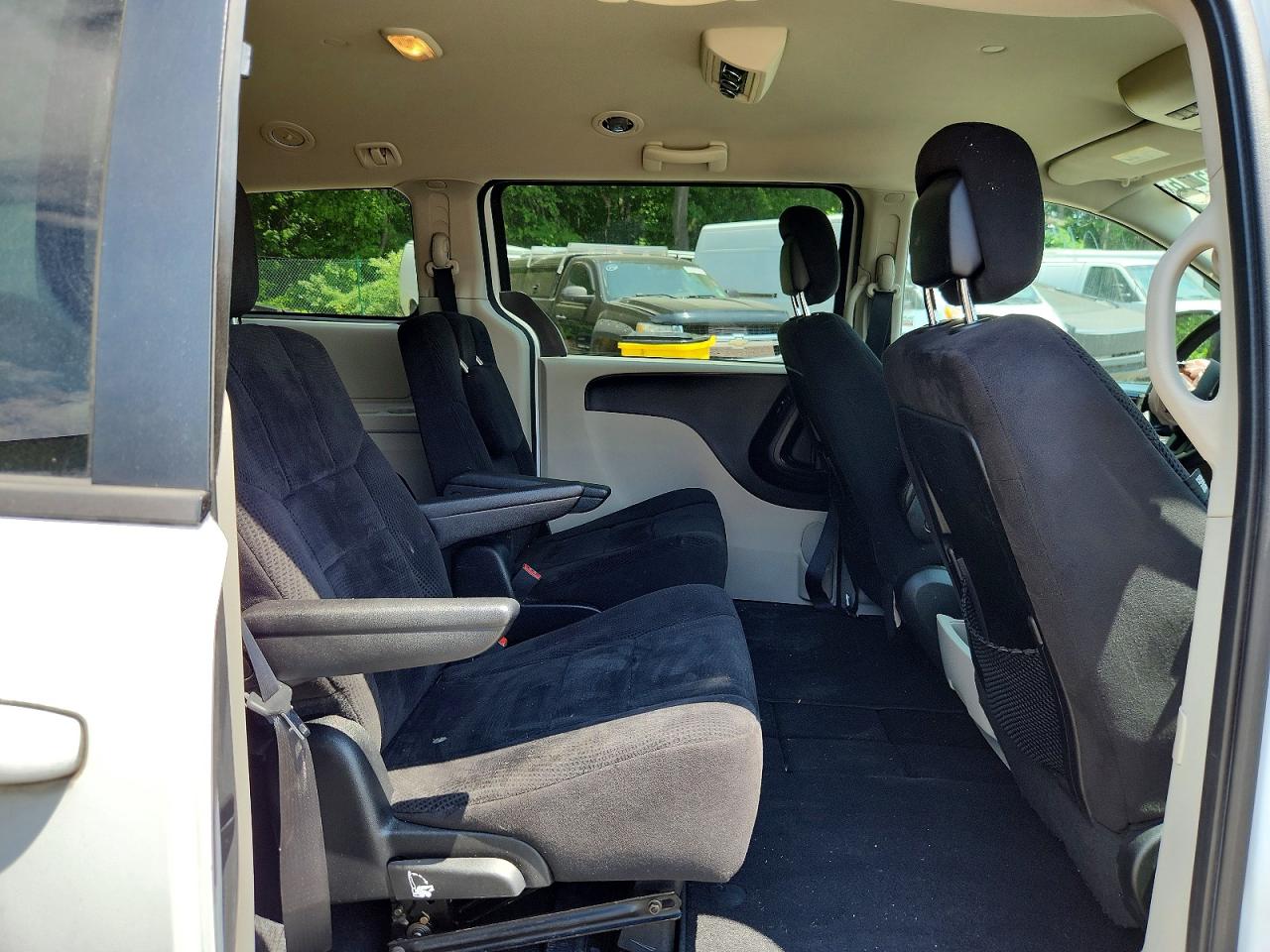 Dodge Caravan Sxt