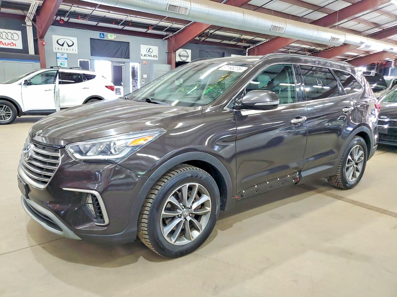 Salvage Hyundai SANTA FE Image
