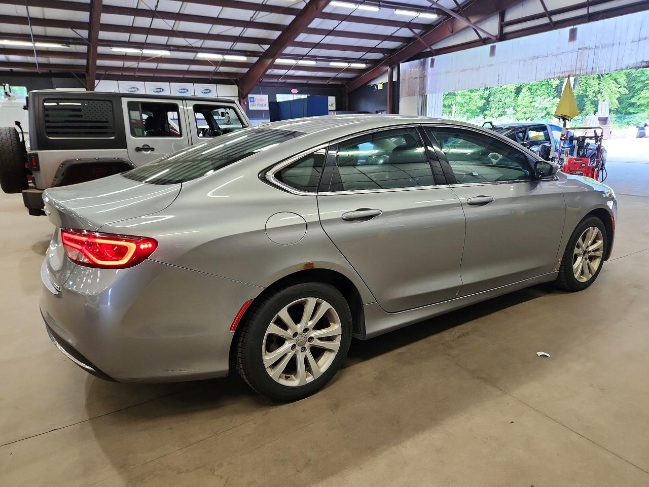 Chrysler 200 Limited