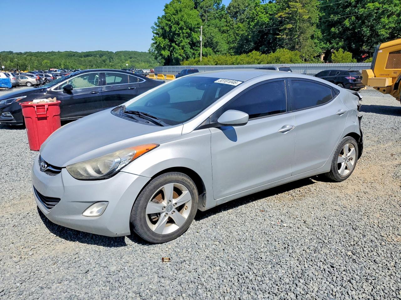Salvage Hyundai ELANTRA Image