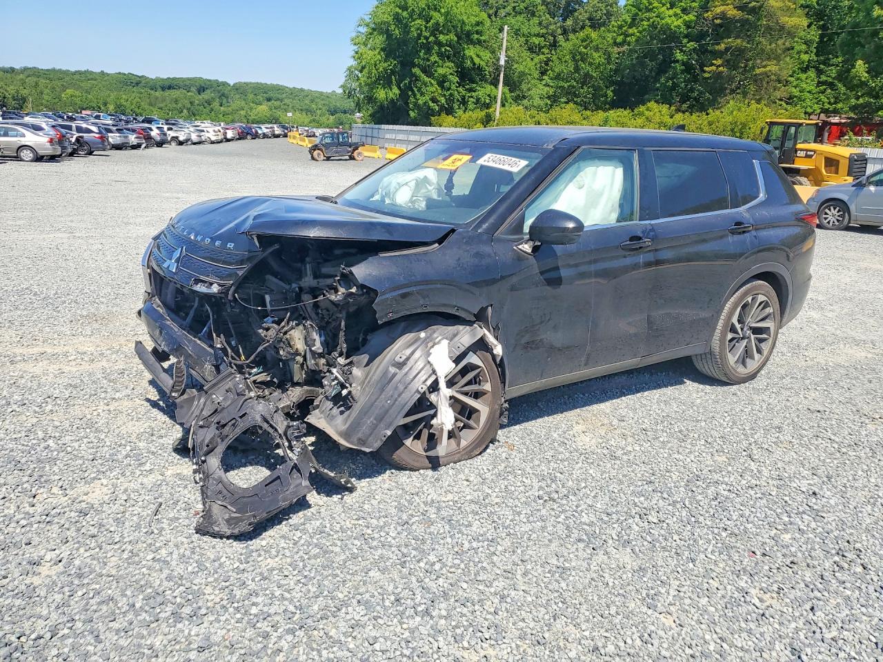 Salvage Mitsubishi Outlander Image