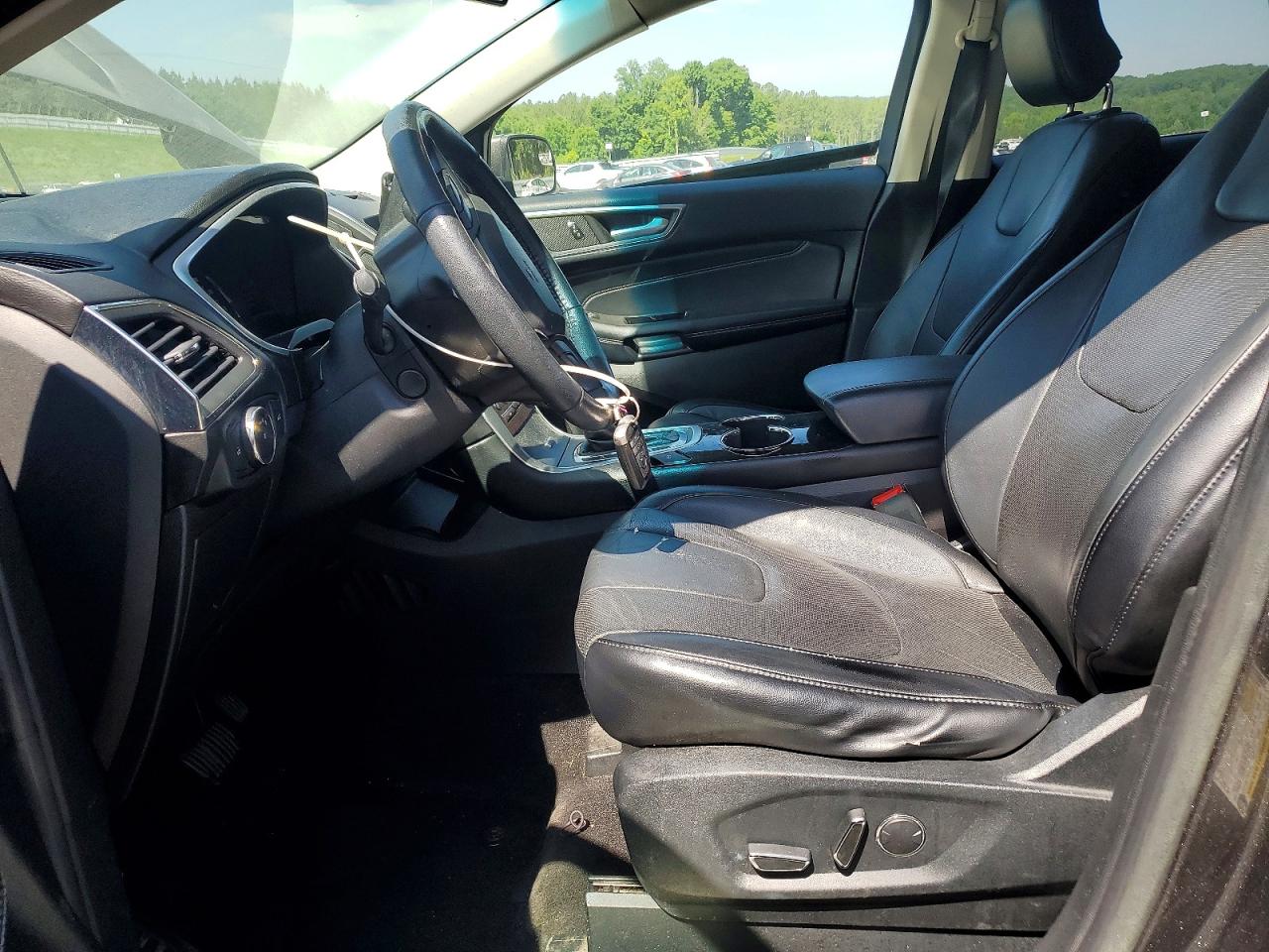 Ford Edge Titanium