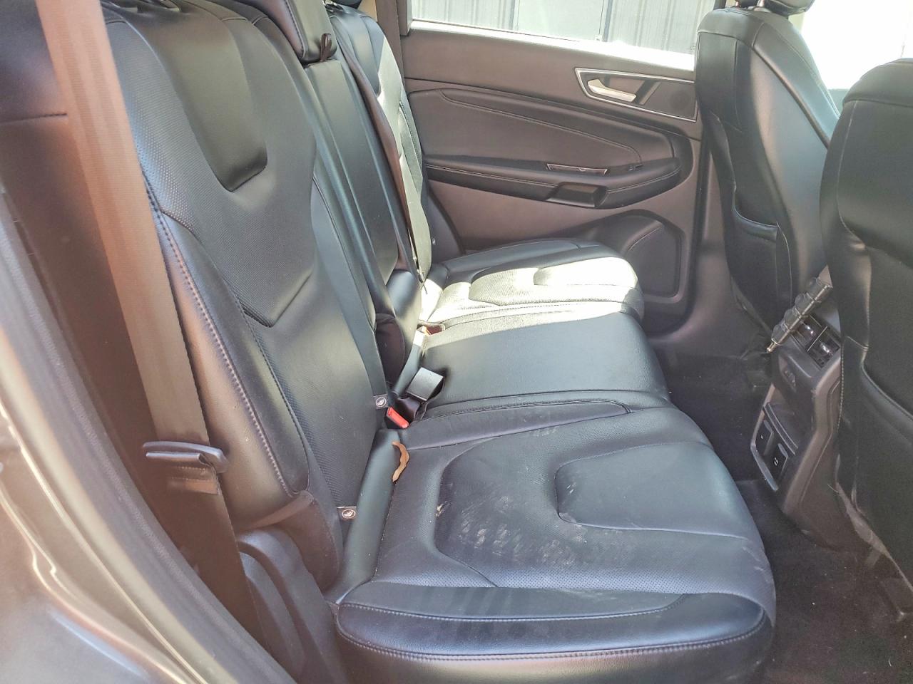Ford Edge Titanium
