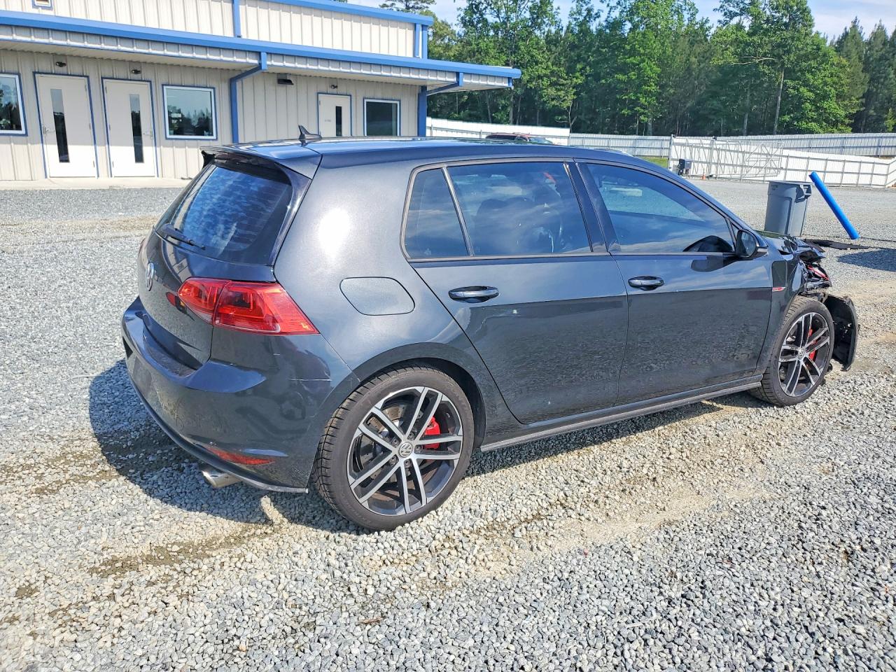 Volkswagen GTI Sport